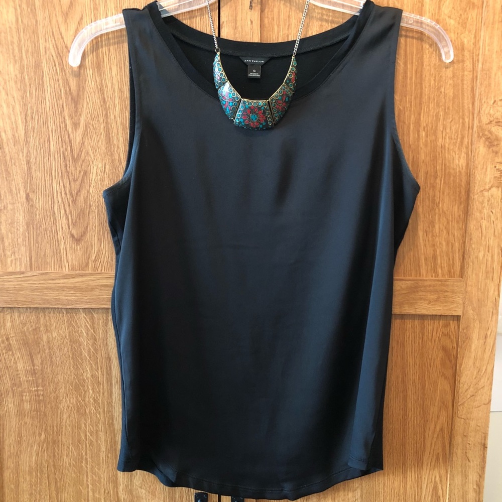 NWOT Ann Taylor silky black shell